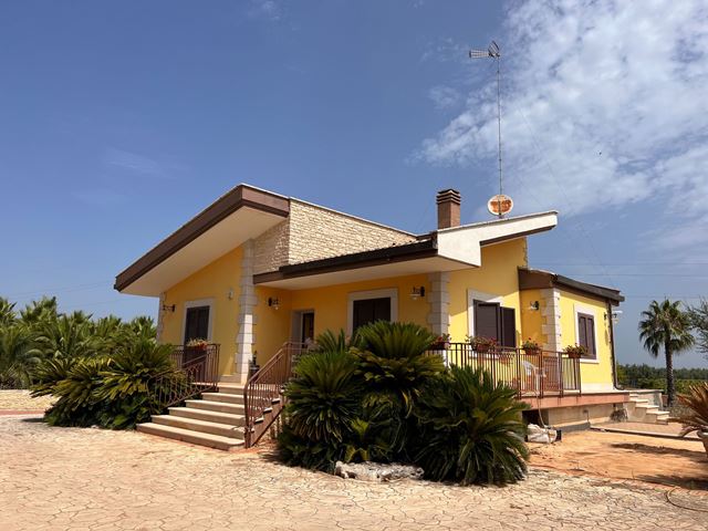 Villa indipendente in vendita